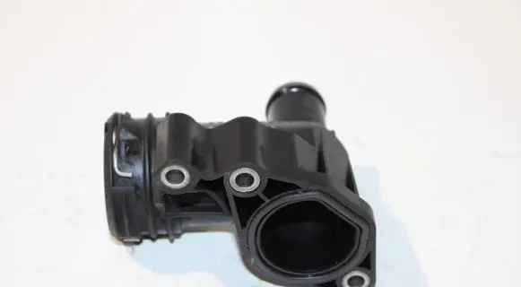 Mercedes-Benz C W204 Engine coolant pipe/hose A6422001156