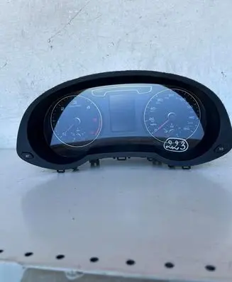 Audi Q3 8U Speedometer (instrument cluster) 8U0920980C A2C53363511 A2C53364033