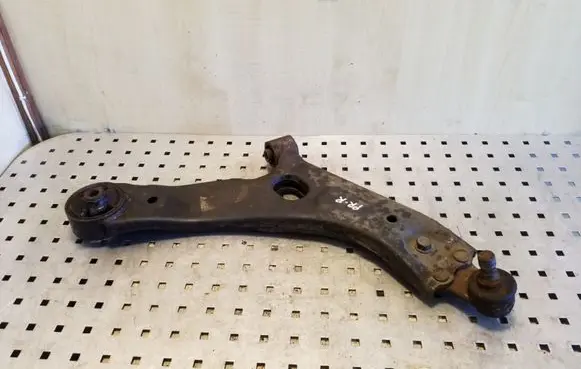 KIA Sportage Front lower control arm/wishbone