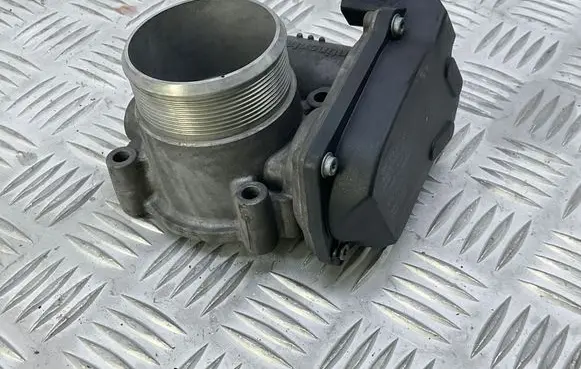 Audi A5 8T 8F Throttle valve 06F133062Q