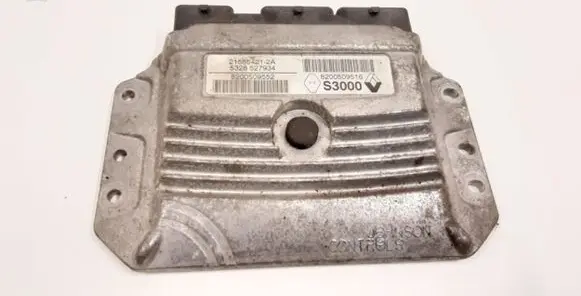 Renault Megane II Engine control unit/module 5328527934 215854212A 5291