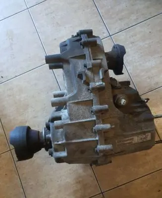 Jeep Grand Cherokee (WJ) Gearbox transfer box case P52099360ae Ttr224406171 50297
