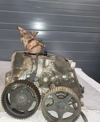 KIA Sorento Engine head 