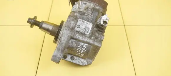 BMW 3 F30 F35 F31 Fuel injection high pressure pump 0445010517 N47D20C