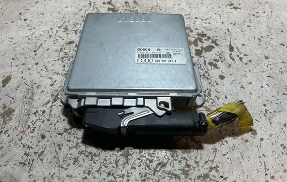 Audi A6 S6 C4 4A Engine control unit/module 0281001320 4A0907401P 28RTD843
