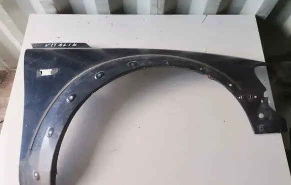 Volvo XC70 Fender
