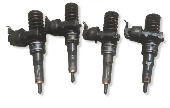 Volkswagen Caddy Fuel injectors set 0414720215