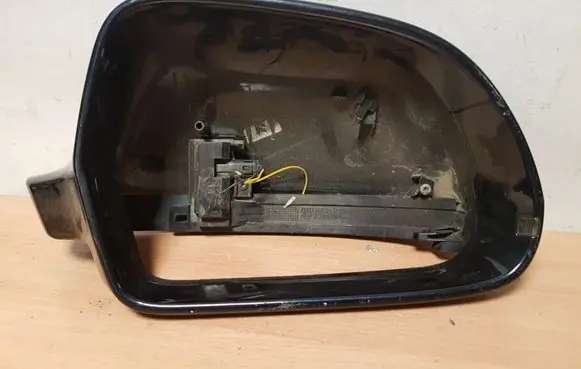 Audi A5 8T 8F Plastic wing mirror trim cover 8K0949102