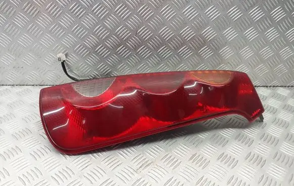 Nissan Note (E11) Rear/tail lights set 