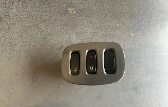Other switches/knobs/shifts