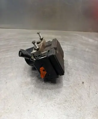 Suzuki Grand Vitara II ABS Pump 06210905763 TA86B1628D X2T37572M