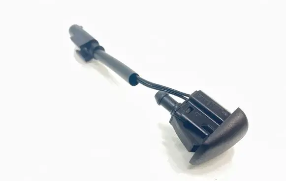 BMW 5 E60 E61 Windshield washer spray nozzle 7046060 19670793 19653273