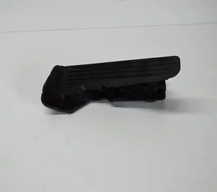 Audi A3 S3 8P Accelerator throttle pedal 1K2721503M