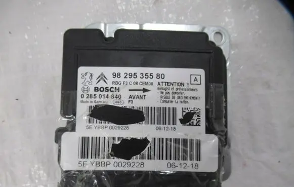 Citroen C4 Cactus Airbag control unit/module 9829535580