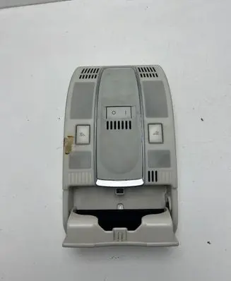 Audi A6 S6 C6 4F Front seat light 4F0951177 70103105 4F0910177