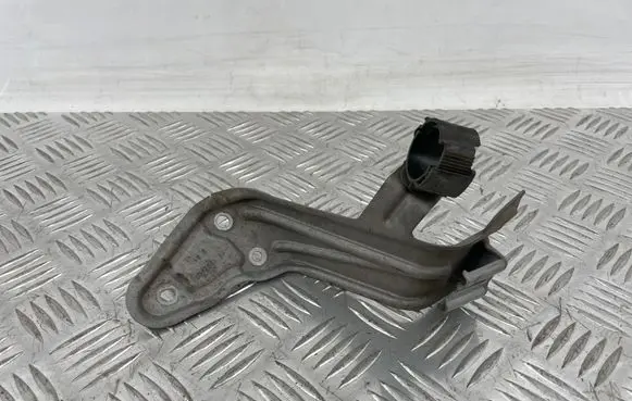 BMW X3 G01 Other engine bay part 8647843