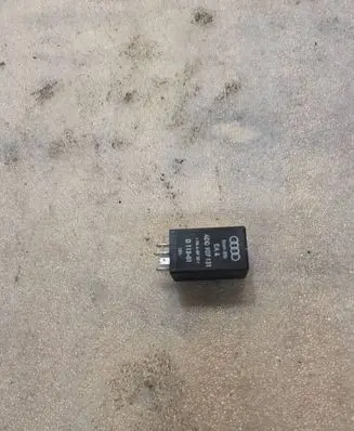 Audi A8 S8 D2 4D Other relay 4D0907131 D11301