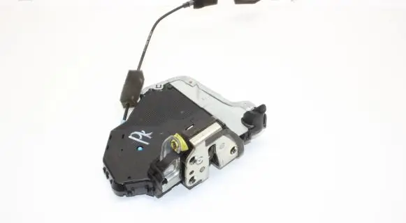 Honda Civic IX Coupe door lock (next to the handle) 