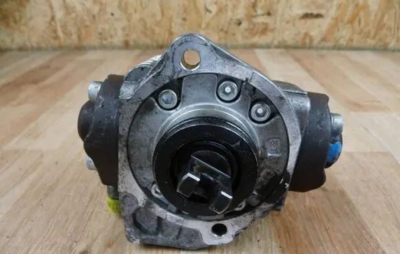 Mazda 6 Fuel injection high pressure pump SH0113800D