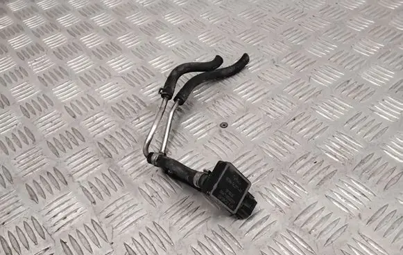 Jaguar XF X250 Exhaust gas pressure sensor 6G9N5L200AA