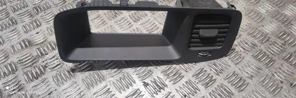Volvo S60 Dash center air vent grill 30791675