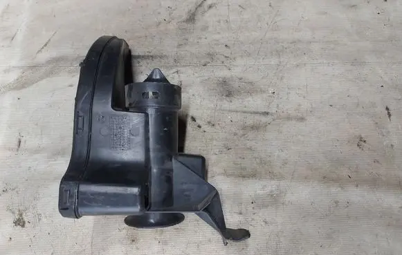 Citroen C4 Cactus Air intake duct part 9682647680 061651
