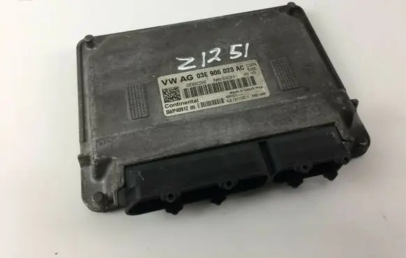 Volkswagen Polo V 6R Other control units/modules 03E906023AC Z1251