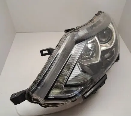 Nissan Rogue Headlight/headlamp