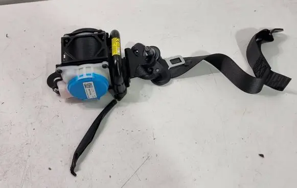 Toyota Yaris Cross Rear seatbelt 733700D400 130422