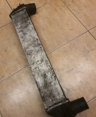 BMW 5 E34 Intercooler radiator 2243345
