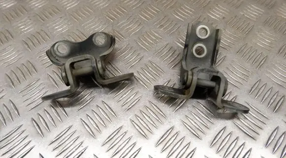 Toyota Auris E180 Front door hinge set 6873002050 6871002060