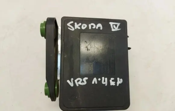 Skoda Octavia Mk4 ABS Pump 5WA614517BM
