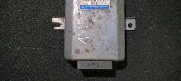 Mitsubishi Eclipse Cruise control unit/module mb903862 g0t10971m