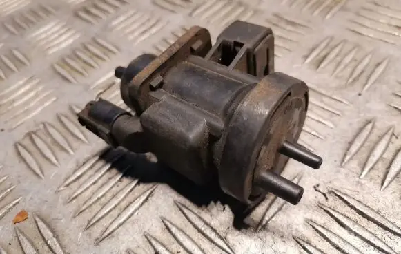 Mercedes-Benz A W168 Turbo solenoid valve 0005450427