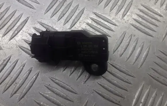 Mitsubishi Colt CZ3 Turbo air boost pressure sensor 0281230299