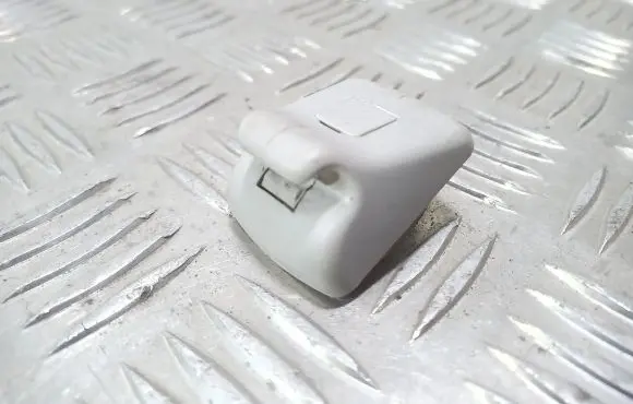 Ford Focus Sun visor clip/hook/bracket 