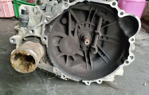 KIA Carens I Manual 6 speed gearbox L5R