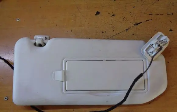 Peugeot 508 Sun visor