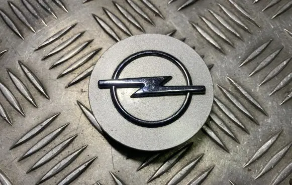 Opel Vectra C Original wheel cap 09179672 09179671 09179670