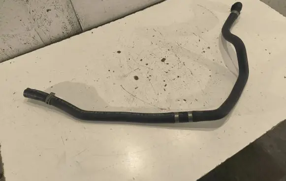 Mercedes-Benz E W211 Engine coolant pipe/hose A2118301296