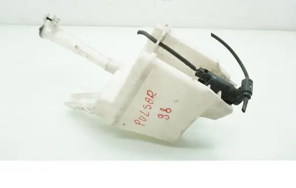 Nissan Pulsar Windshield washer fluid reservoir/tank