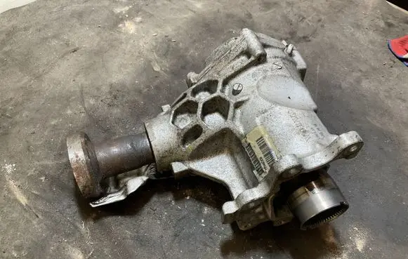 Volvo XC90 Gearbox transfer box case 31492836