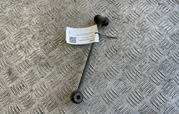 Mercedes-Benz C W205 Front anti-roll bar/stabilizer link 