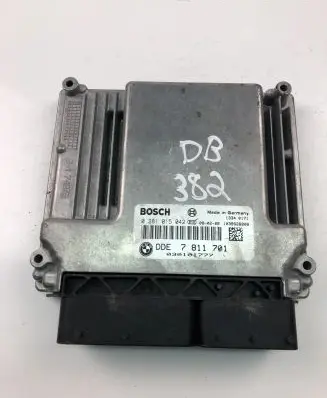 BMW 1 E81 E87 Engine control unit/module ECU 7811701 0281015042