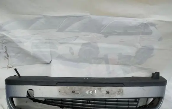 Opel Zafira A Front bumper pilkas