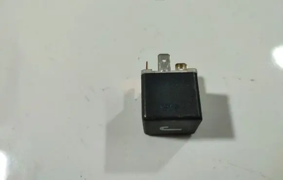 Volvo S70 V70 V70 XC Other relay 9130269