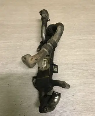 Ford Galaxy EGR valve cooler 038131513L