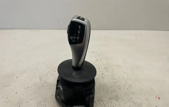BMW 5 E60 E61 Gear shifter/selector 9174981 033810107 1080005564770