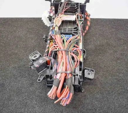 Mercedes-Benz GLA W156 Fuse box set A2465400140