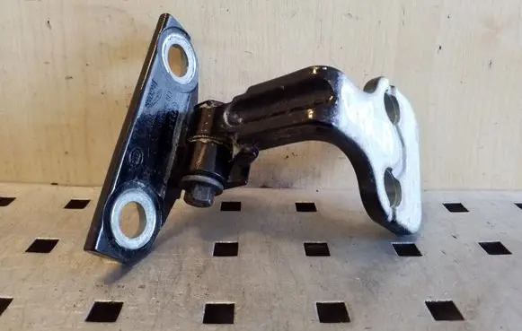 Jaguar XF X250 Rear door lower hinge 8X23F228A64AC